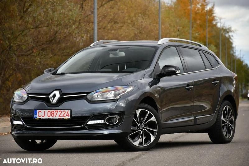 Culoaregri Utilizat 2015 Renault Mégane GrandTour Bose Edition Break | 6.149 EUR (Preț OK) - Imagine 1/4