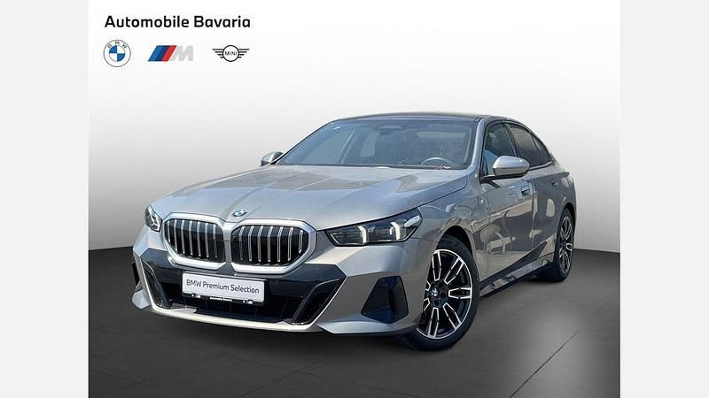 Gri oxide metalizat bmw individual metalizat Utilizat 2024 BMW 520 Shadowline Berlinǎ | 56.120 EUR (Preț OK) - Imagine 1/4