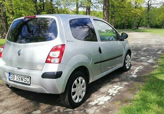 Second-hand Renault Twingo 55 CP (40 kW) 2009 Gri Hatchback