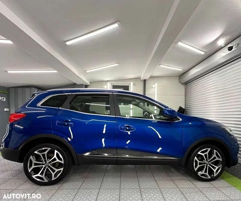 Second-hand Renault Kadjar Intens 116 CP (85 kW) 2022 Culoarealbastru SUV