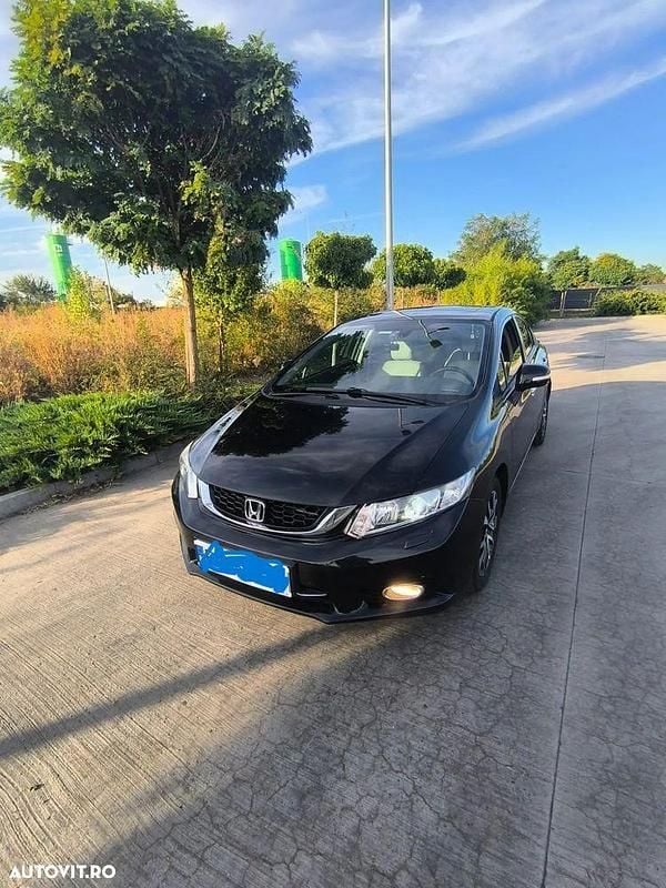 Culoarenegru Utilizat 2016 Honda Civic LS Berlinǎ | 12.400 EUR (Puțin scump) - Imagine 1/4