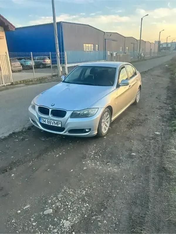 Second-hand BMW 318 143 CP (105 kW) 2009 Berlinǎ