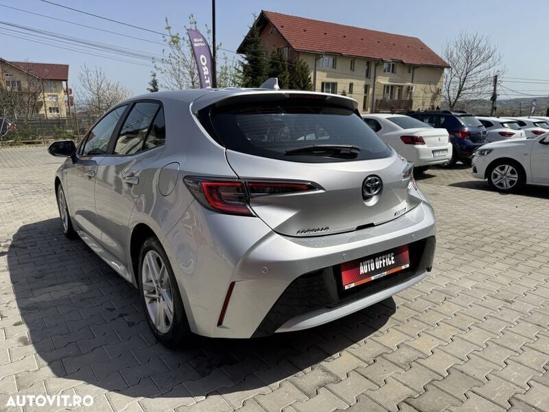 Second-hand Toyota Corolla 98 CP (72 kW) 2021 Gri Hatchback