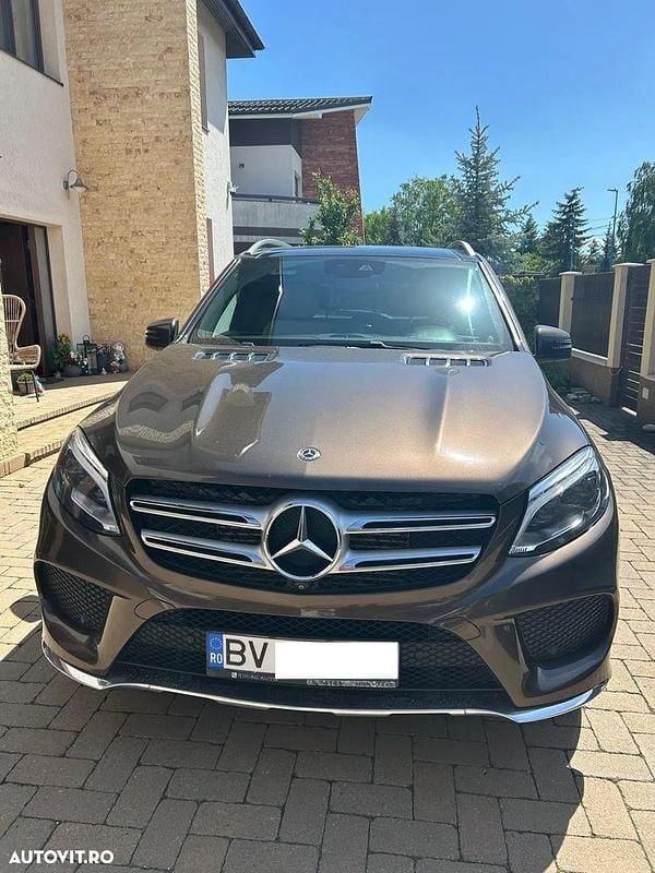 Culoaremaro Utilizat 2018 Mercedes GLE350 SUV | 29.500 EUR (Super Preț) - Imagine 1/4