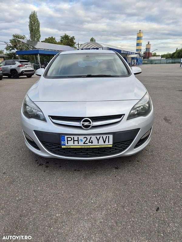 Culoaregri Utilizat 2014 Opel Astra Enjoy Hatchback | 5.500 EUR (Preț OK) - Imagine 1/4