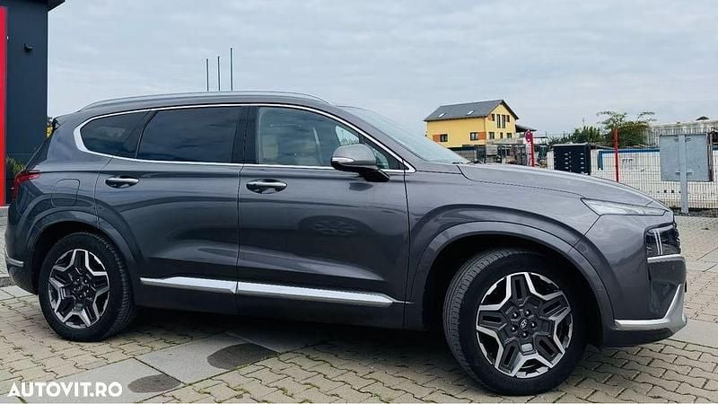 Second-hand Hyundai Santa Fe Signature 265 CP (194 kW) 2022 Culoaregri SUV