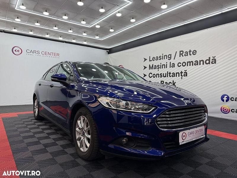 Culoarealbastru Utilizat 2018 Ford Mondeo Trend Berlinǎ | 10.699 EUR (Preț bun) - Imagine 1/4