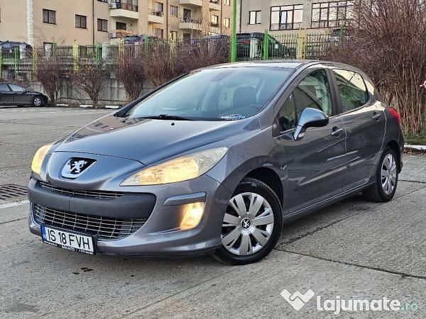 Gri Second-hand 2011 Peugeot 308 Hatchback | 4.490 EUR (Puțin scump) - Imagine 1/4