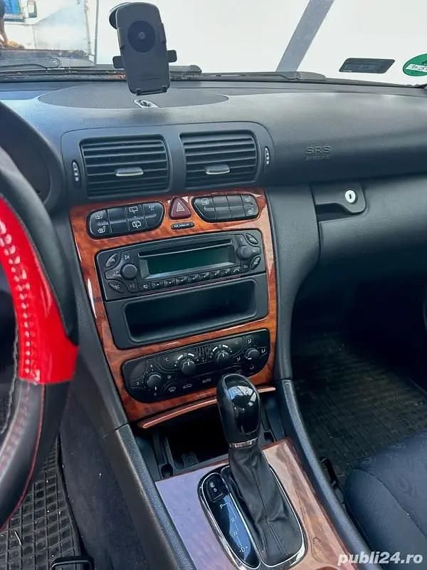 Second-hand Mercedes C220 150 CP (110 kW) 2003
