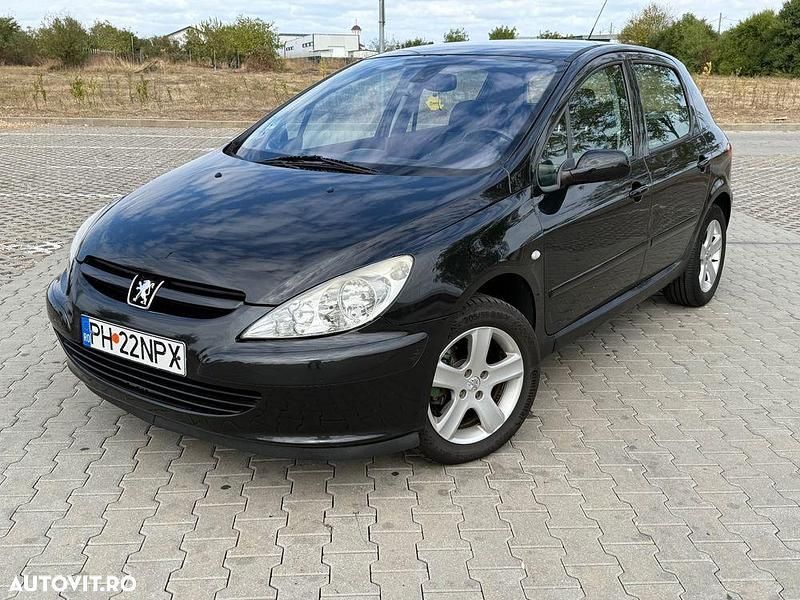 Culoarenegru Utilizat 2004 Peugeot 307 Hatchback | 2.000 EUR (Preț OK) - Imagine 1/4