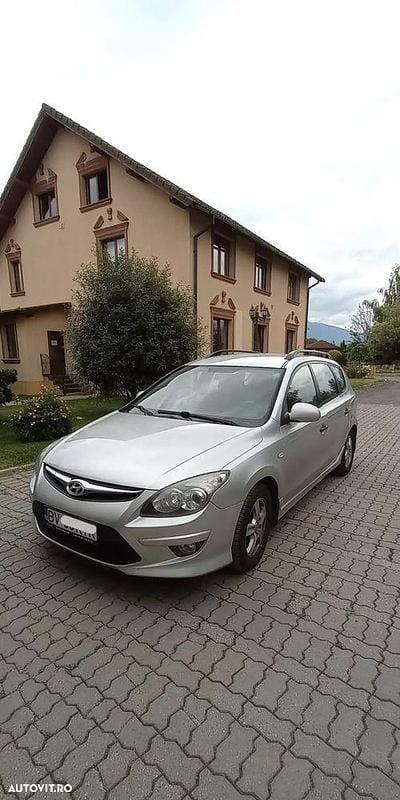 Culoaregri Utilizat 2012 Hyundai i30 Break | 3.200 EUR (Preț OK) - Imagine 1/4