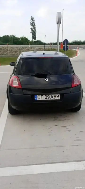 Utilizat 2004 Renault Mégane II Hatchback | 1.100 EUR (Preț OK) - Imagine 1/4