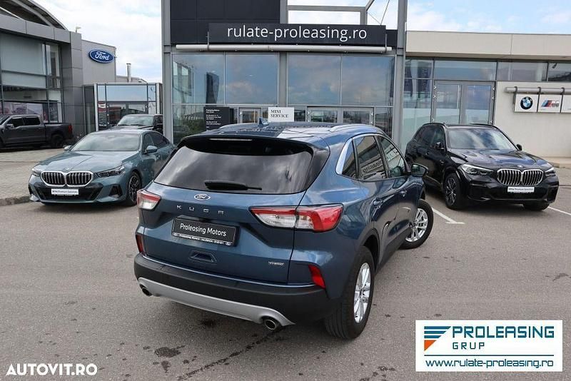 Second-hand Ford Kuga 152 CP (111 kW) 2022 Albastru SUV