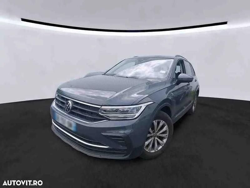 Culoaregri Utilizat 2022 VW Tiguan Life SUV | 23.656 EUR (Preț bun) - Imagine 1/4