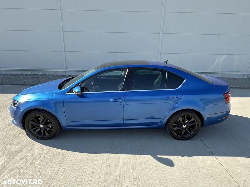 Culoarealbastru Utilizat 2018 Skoda Octavia Style Berlinǎ | 12.900 EUR (Preț OK) - Imagine 1/4