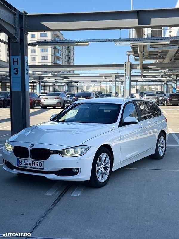 Culoarealb Utilizat 2014 BMW 318 Performance Break | 6.990 EUR (Preț bun) - Imagine 1/4