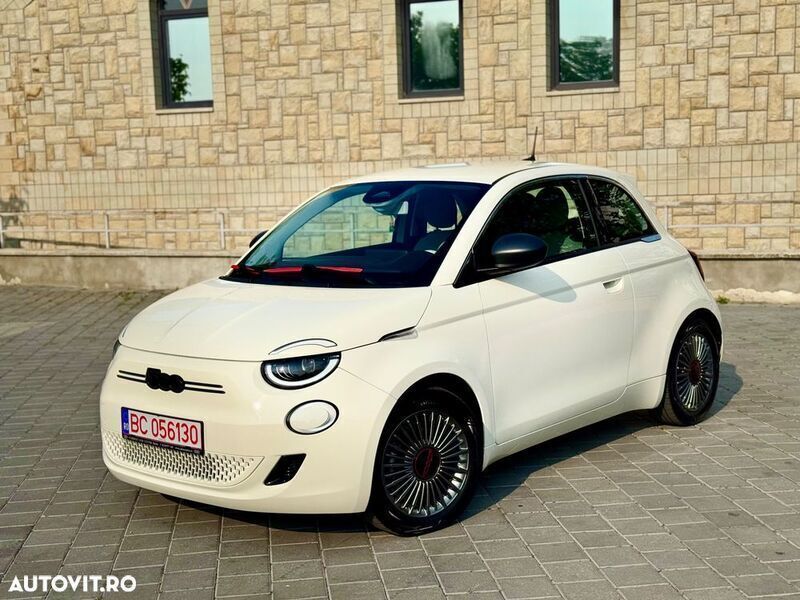 Alb Utilizat 2021 Fiat 500e Hatchback | 14.990 EUR - Imagine 1/4