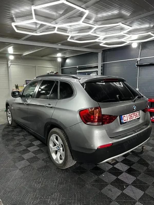 Utilizat 2011 BMW X1 SUV | 5.500 EUR (Super Preț) - Imagine 1/4