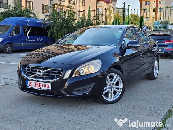 Negru Utilizat 2012 Volvo S60 Berlinǎ | 6.990 EUR - Imagine 1/4