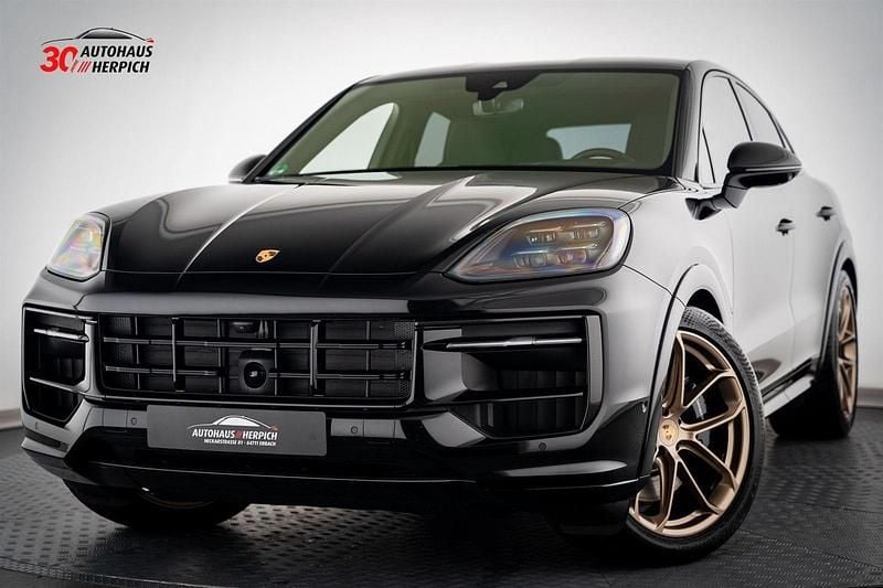 Utilizat 2025 Porsche Cayenne GTS Sport SUV | 169.840 EUR - Imagine 1/1