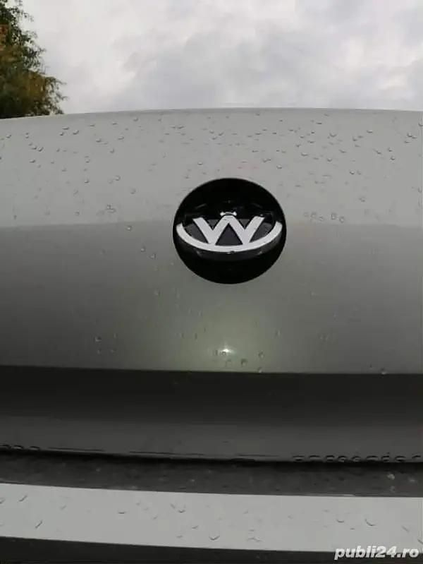 Utilizat 2016 VW Passat Berlinǎ | 12.500 EUR (Puțin scump) - Imagine 1/4
