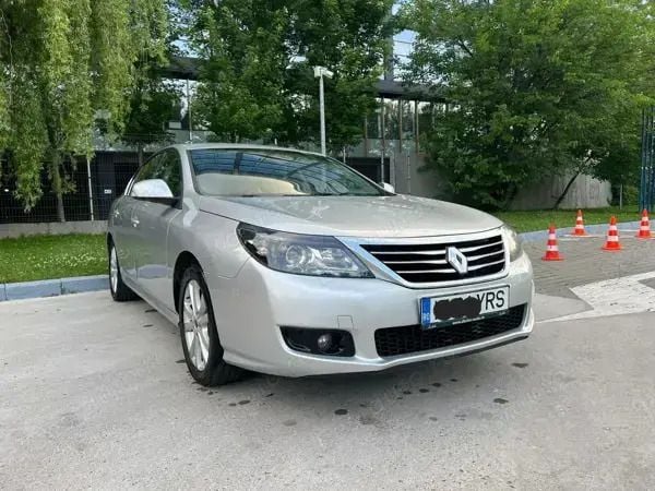 Utilizat 2011 Renault Latitude Berlinǎ | 4.400 EUR - Imagine 1/4