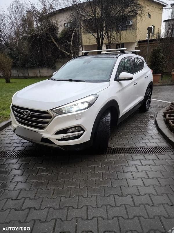 Second-hand Hyundai Tucson Advantage 136 CP (100 kW) 2016 Culoarealb SUV