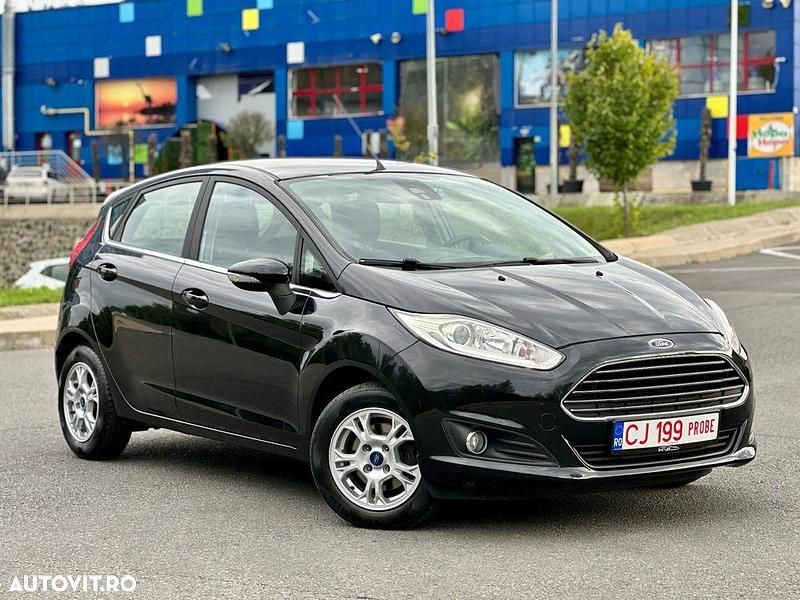 Second-hand Ford Fiesta Titanium 95 CP (69 kW) 2014 Culoarenegru Hatchback