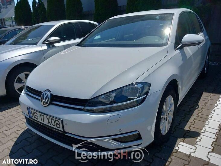 Alb Utilizat 2020 VW Golf VII Comfortline | 17.000 EUR (Scump) - Imagine 1/4