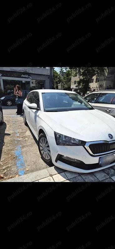 Second-hand Skoda Scala 100 CP (73 kW) 2021 Alb Hatchback