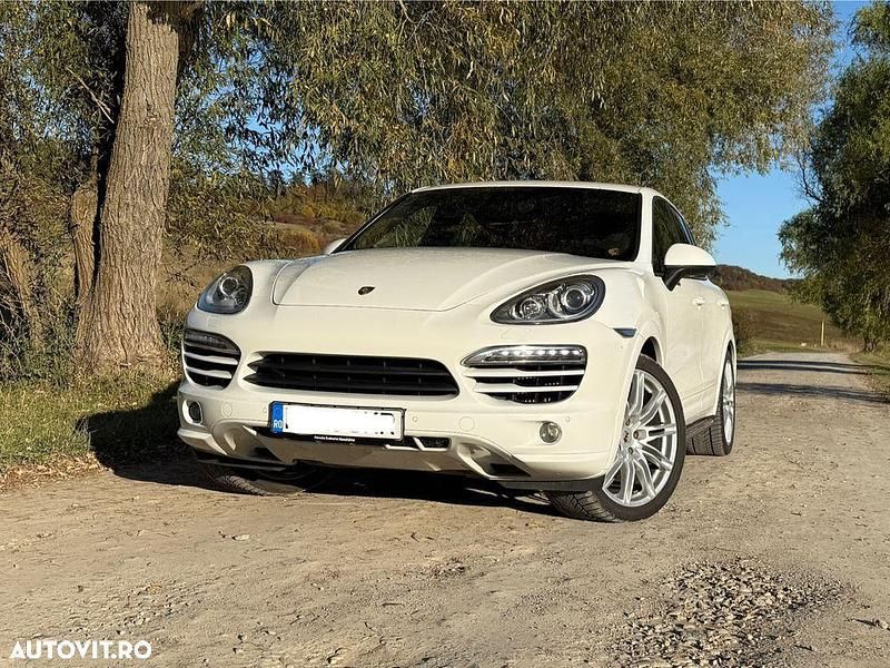 Culoarealb Utilizat 2014 Porsche Cayenne Platinum Edition SUV | 22.499 EUR (Puțin scump) - Imagine 1/4