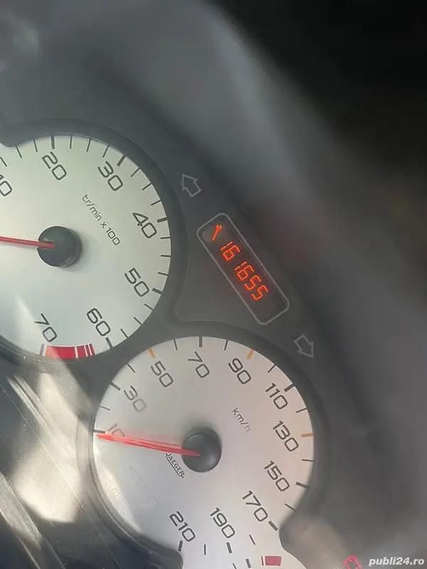 Utilizat 2004 Peugeot 206 Break | 4.000 EUR - Imagine 1/4