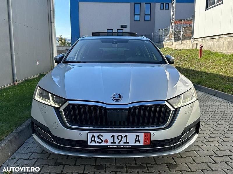 Culoaregri Utilizat 2020 Skoda Octavia First Edition Break | 16.000 EUR (Preț OK) - Imagine 1/4