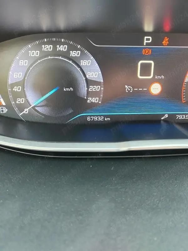 Second-hand Peugeot 3008 Crossway 130 CP (95 kW) 2018 Alb SUV