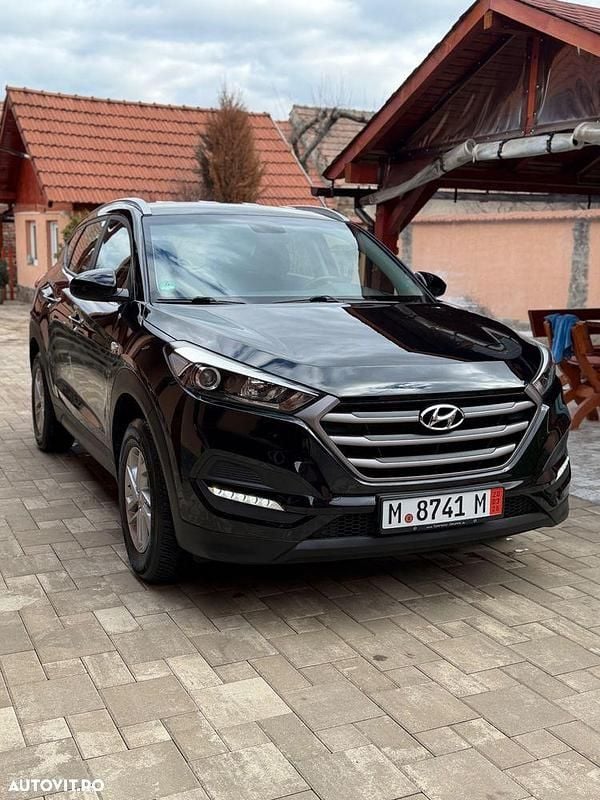 Second-hand Hyundai Tucson Select 132 CP (97 kW) 2018 Culoarenegru SUV