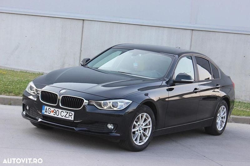 Culoarenegru Utilizat 2012 BMW 320 Performance Berlinǎ | 7.300 EUR (Super Preț) - Imagine 1/4