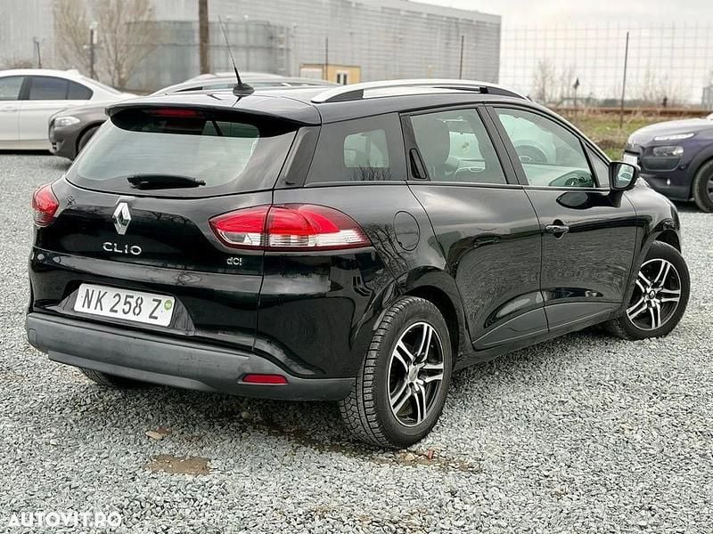 Second-hand Renault Clio GrandTour Dynamique 90 CP (66 kW) 2013 Culoarenegru Break