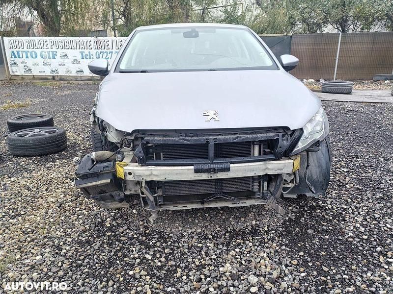 Culoaregri Utilizat 2016 Peugeot 308 Active Hatchback | 2.750 EUR - Imagine 1/4