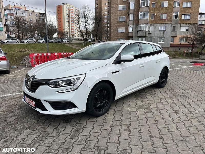 Second-hand Renault Mégane GrandTour Life 100 CP (73 kW) 2018 Culoarealb Break