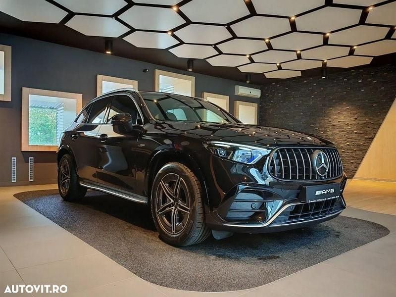 Negru Utilizat 2025 Mercedes GLC43 AMG AMG SUV | 83.100 EUR (Preț bun) - Imagine 1/4
