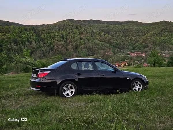 Second-hand BMW 520 170 CP (125 kW) 2004 Berlinǎ