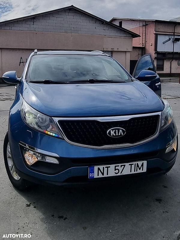Second-hand Kia Sportage Attract 115 CP (84 kW) 2014 Culoarealbastru SUV