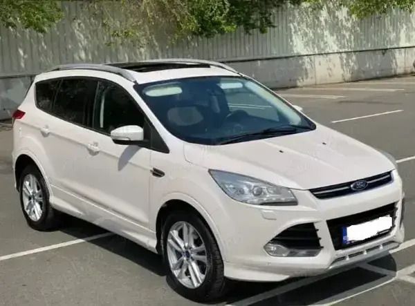 Utilizat 2014 Ford Kuga Titanium SUV | 10.000 EUR - Imagine 1/4
