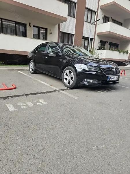 Utilizat 2017 Skoda Superb Berlinǎ | 13.600 EUR (Preț OK) - Imagine 1/4