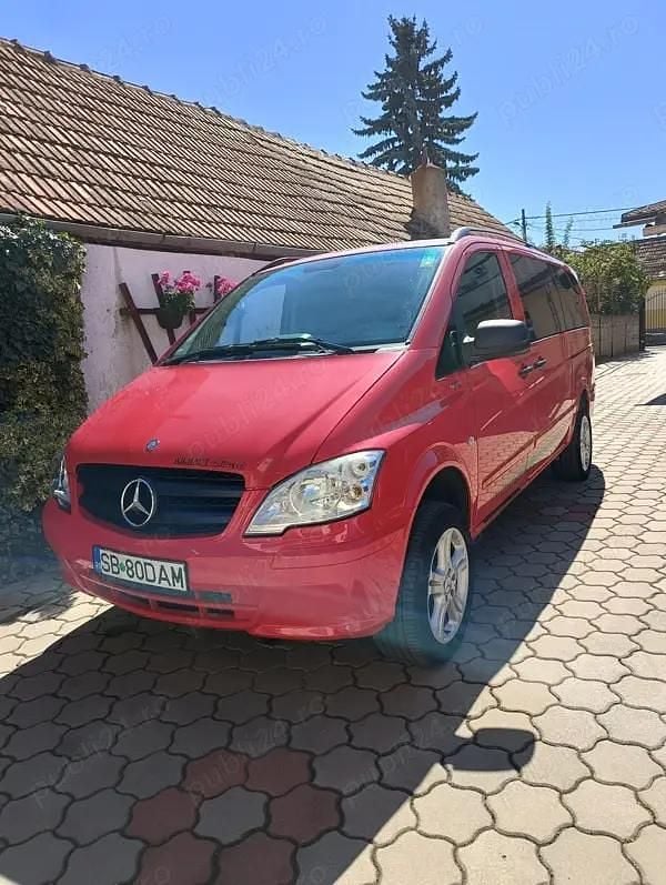 Rosu Utilizat 2012 Mercedes Vito Monovolum | 16.500 EUR (Scump) - Imagine 1/4
