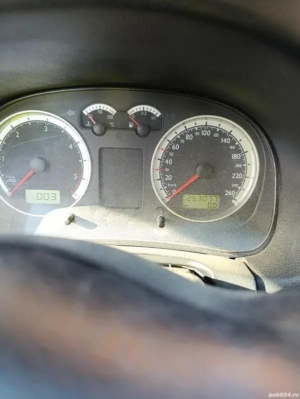 Utilizat 1999 VW Bora Berlinǎ | 1.100 EUR (Preț OK) - Imagine 1/4