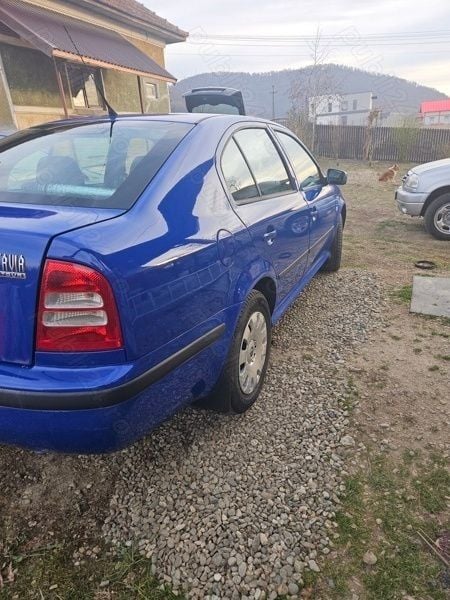 Utilizat 2006 Skoda Octavia Tour Berlinǎ | 2.550 EUR (Scump) - Imagine 1/4