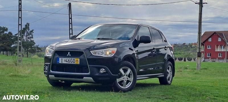 Culoarenegru Utilizat 2012 Mitsubishi ASX SUV | 6.490 EUR (Preț OK) - Imagine 1/4