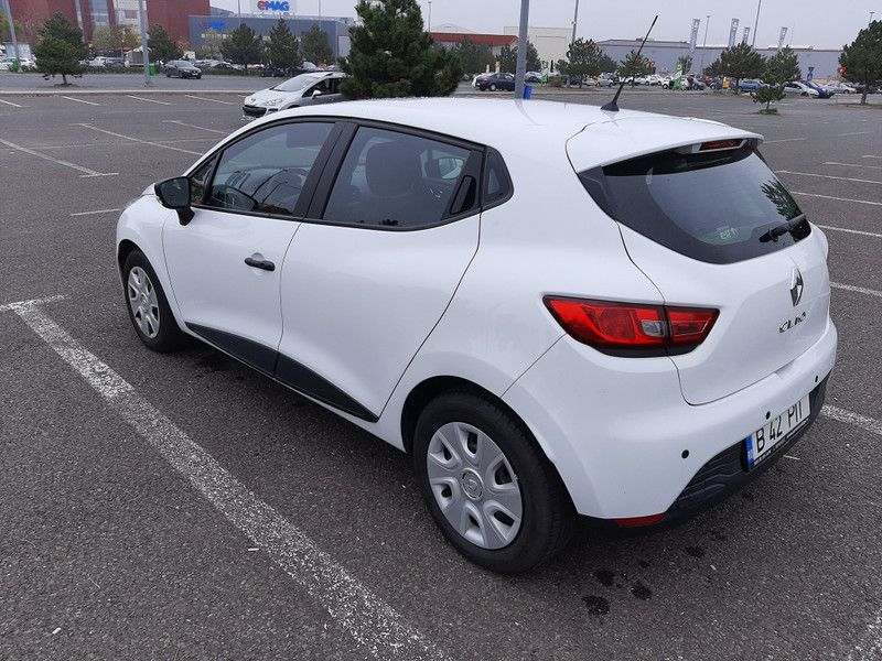 Second-hand Renault Clio IV 75 CP (55 kW) 2015 Alb Hatchback