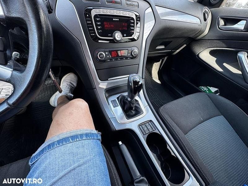 Maro Utilizat 2012 Ford Mondeo Titanium Berlinǎ | 5.500 EUR (Preț OK) - Imagine 1/4